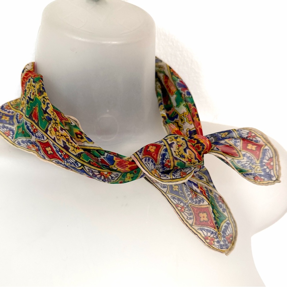 VTG Elegant Multicolor Paisley Hand-rolled Scarf Bandana VTG - Picture 3 of 14